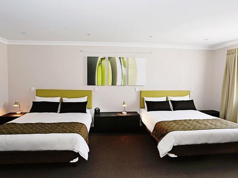 Drovers Motor Inn Дэлби Экстерьер фото